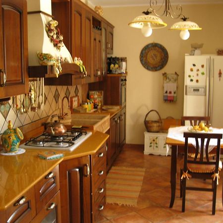 B&B Villa Liliya Fiumefreddo di Sicilia Eksteriør bilde