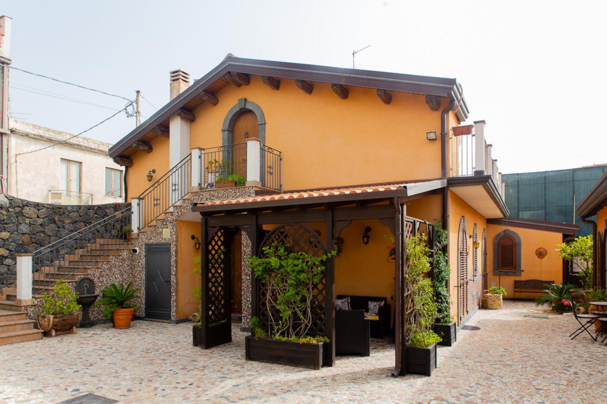 B&B Villa Liliya Fiumefreddo di Sicilia Eksteriør bilde