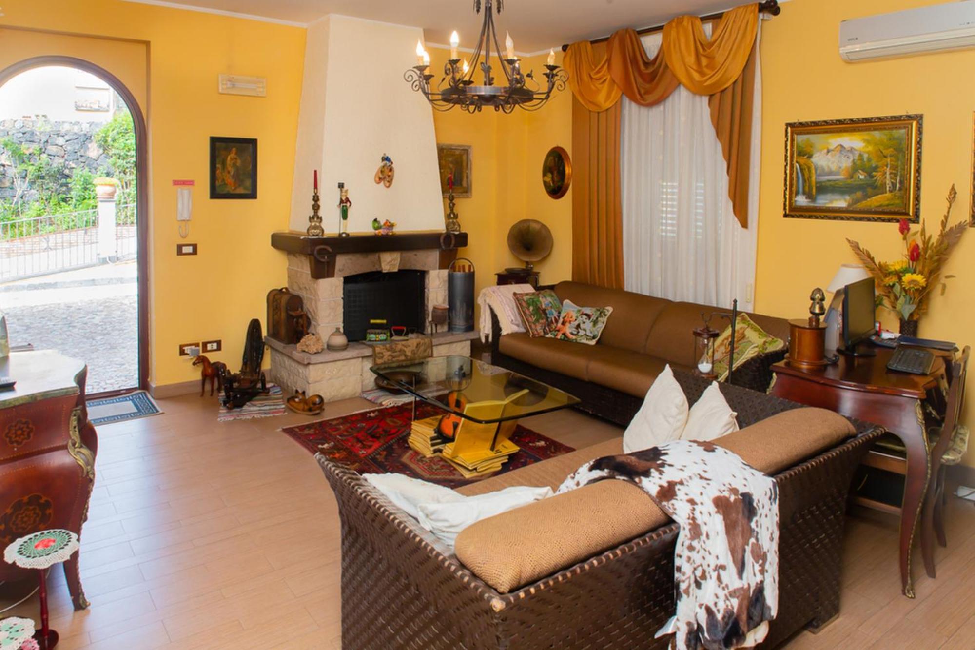 B&B Villa Liliya Fiumefreddo di Sicilia Eksteriør bilde