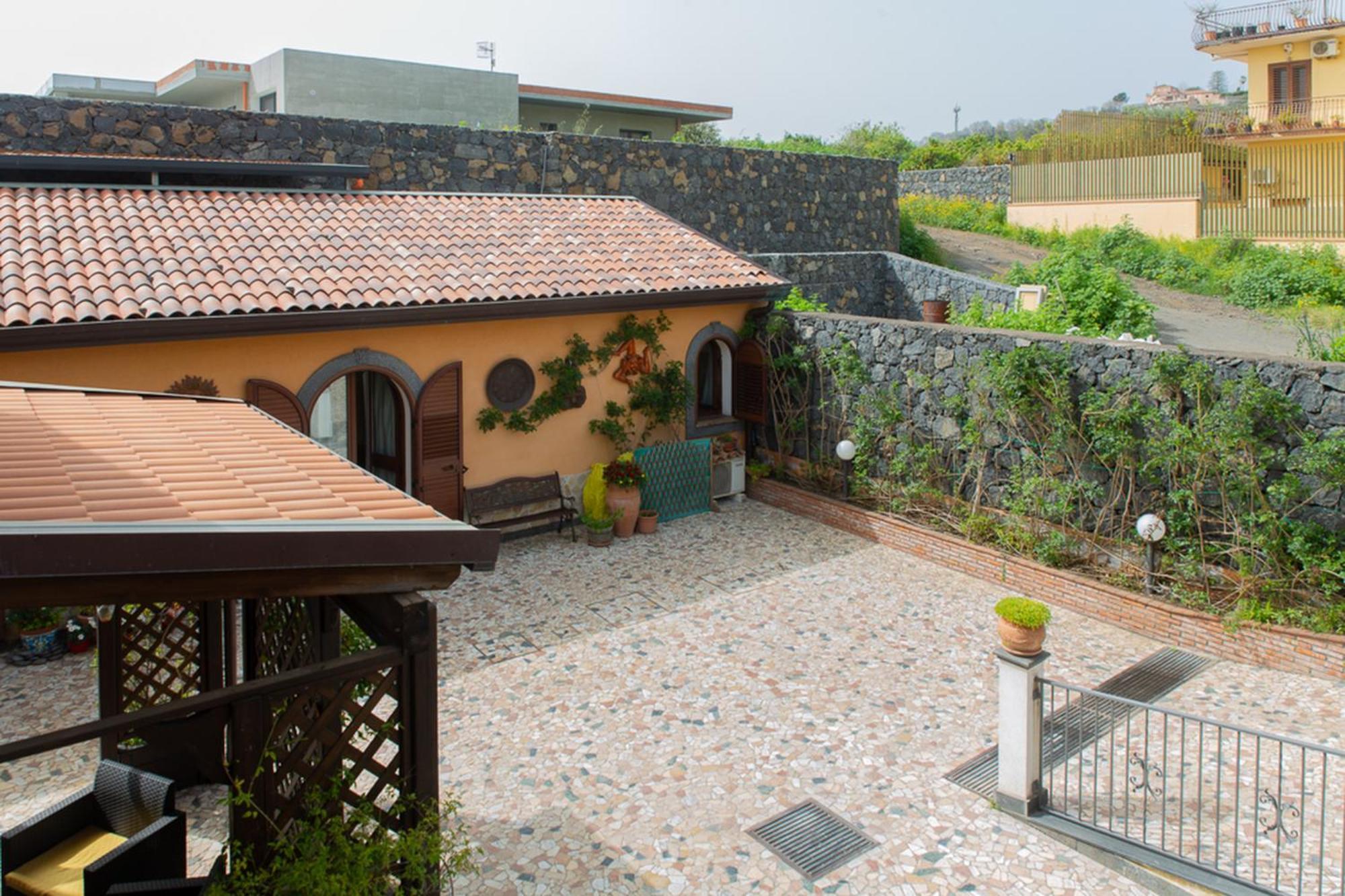 B&B Villa Liliya Fiumefreddo di Sicilia Eksteriør bilde