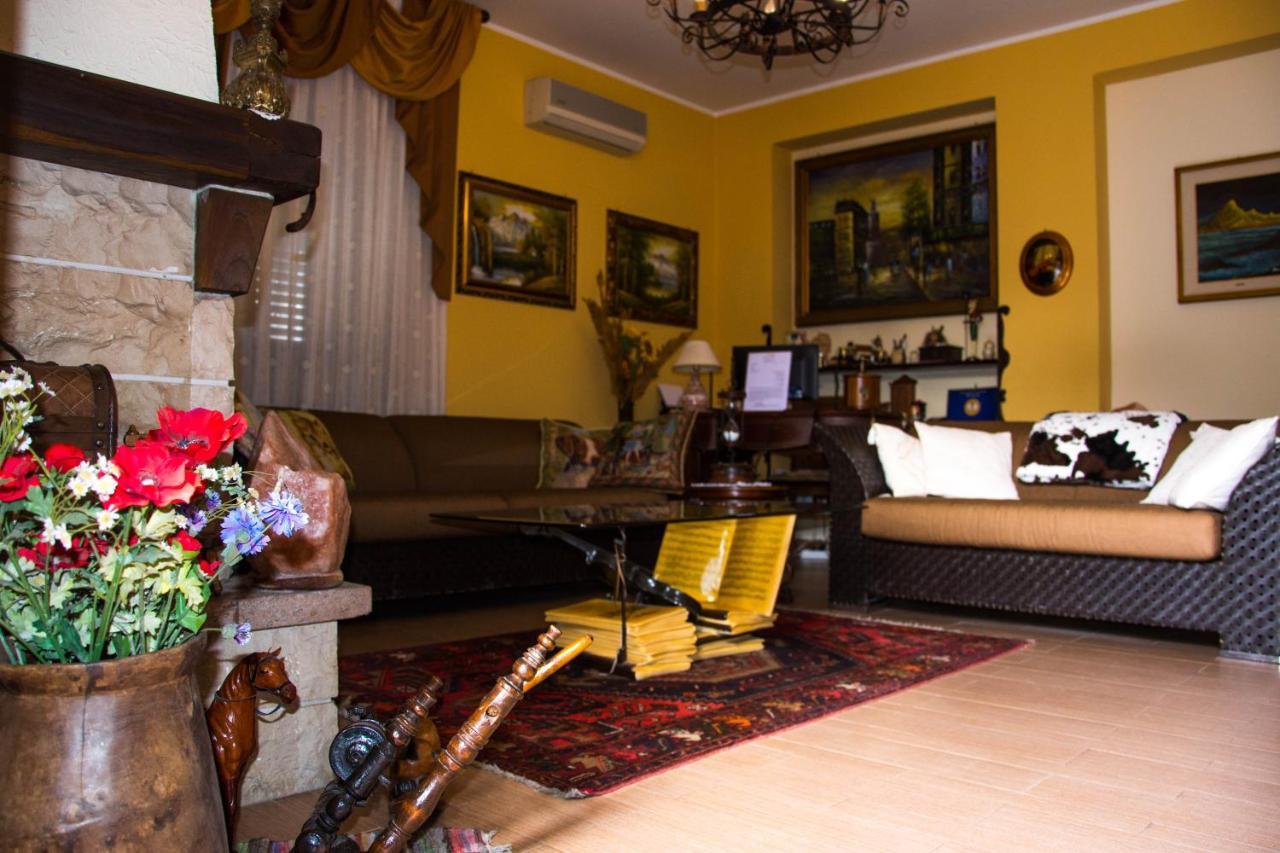 B&B Villa Liliya Fiumefreddo di Sicilia Eksteriør bilde